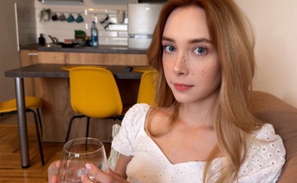 Wife cheated on her husband with his best friend - [Loly Nebel]